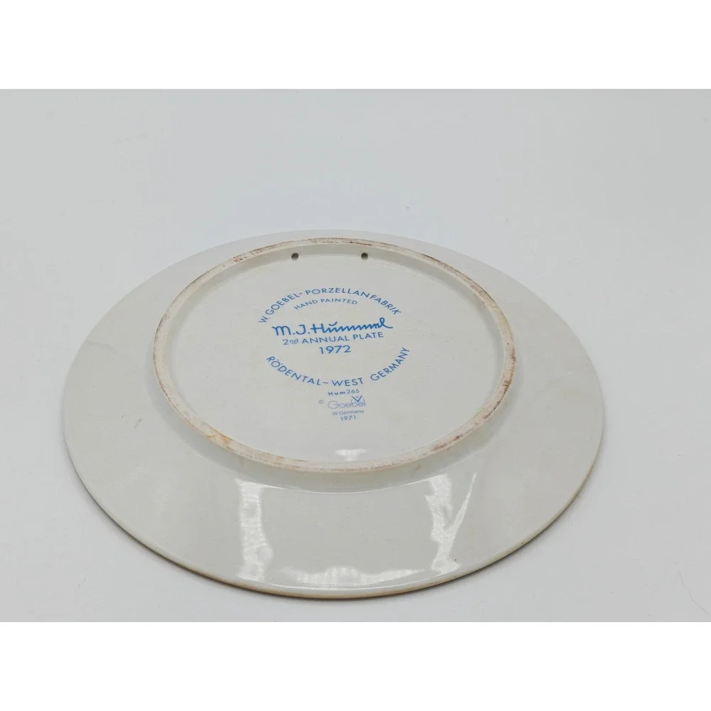 Goebel Hummel 1972 Annual Plate Hear Ye Hear‎ Ye West Germany HUM 265 with Box